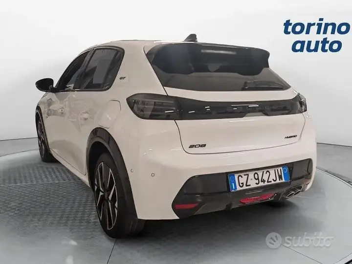 Peugeot 208 2025 photo 4
