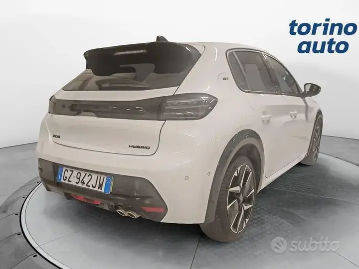 Peugeot 208 2025 photo 3