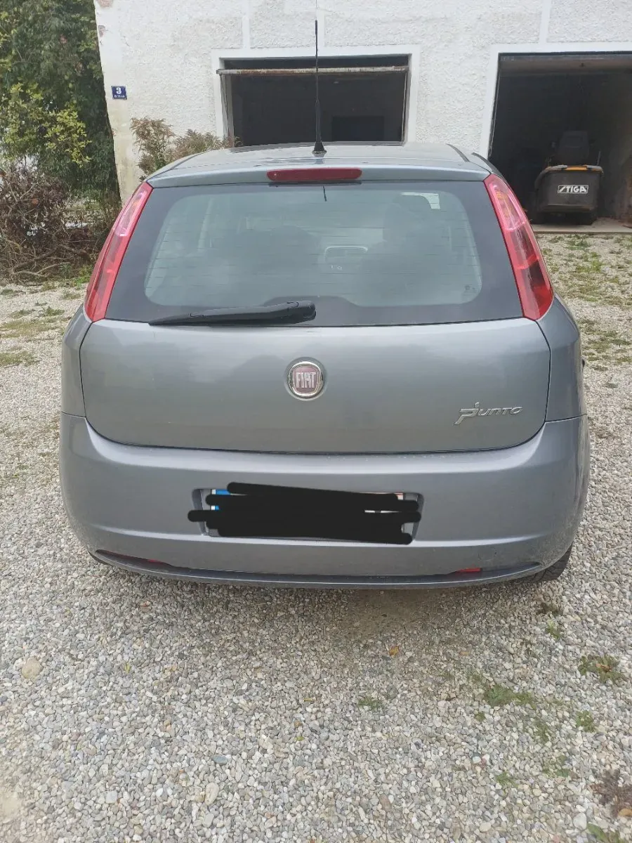 Fiat Punto 2009 photo 3