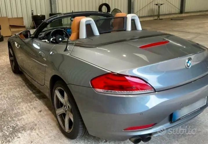 BMW Z4 2012 photo 3
