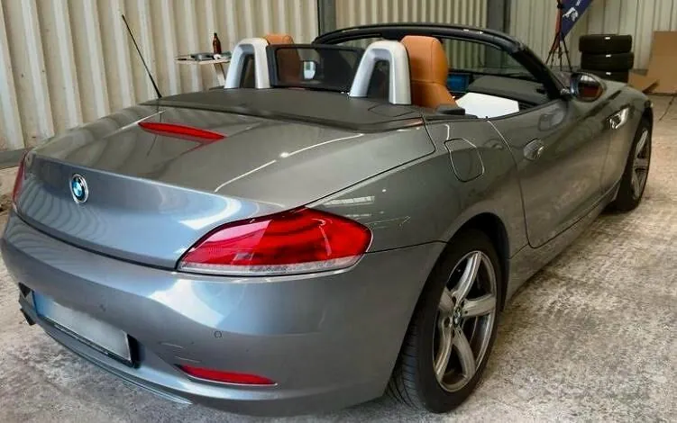 BMW Z4 2012 photo 4