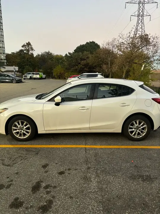 Mazda 3 2014 photo 3