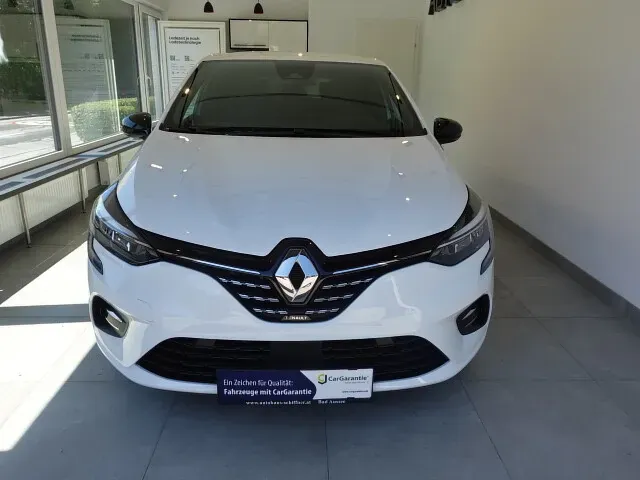 Renault Clio 2023 photo 2