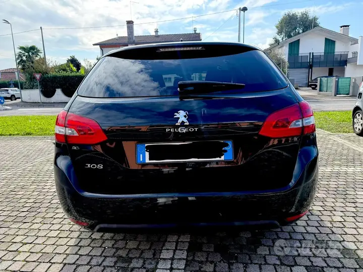 Peugeot 308 2015 photo 5