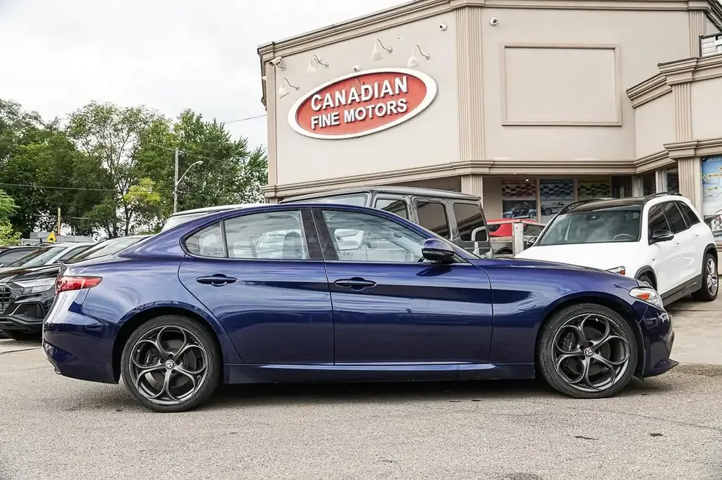 Alfa Romeo Giulia 2017 photo 4