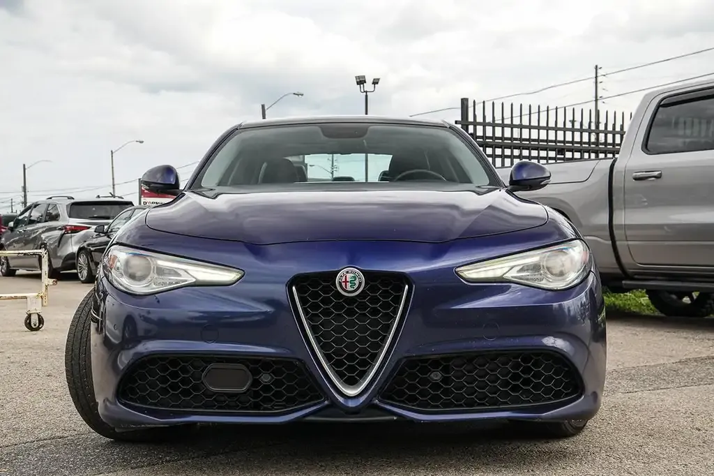 Alfa Romeo Giulia 2017 photo 3