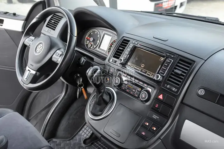Volkswagen Multivan 2014 photo 3