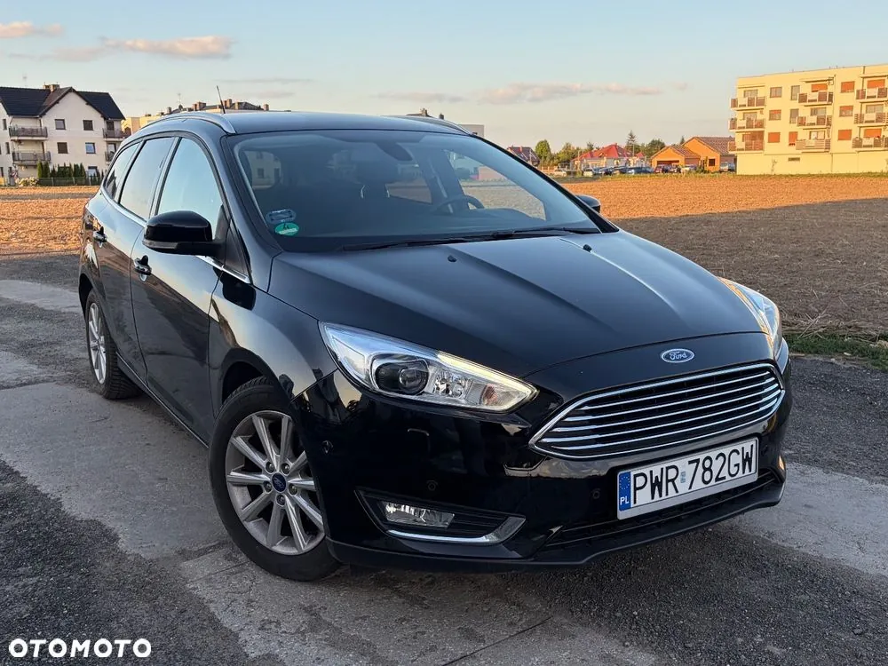 Ford Focus 2018 photo 2