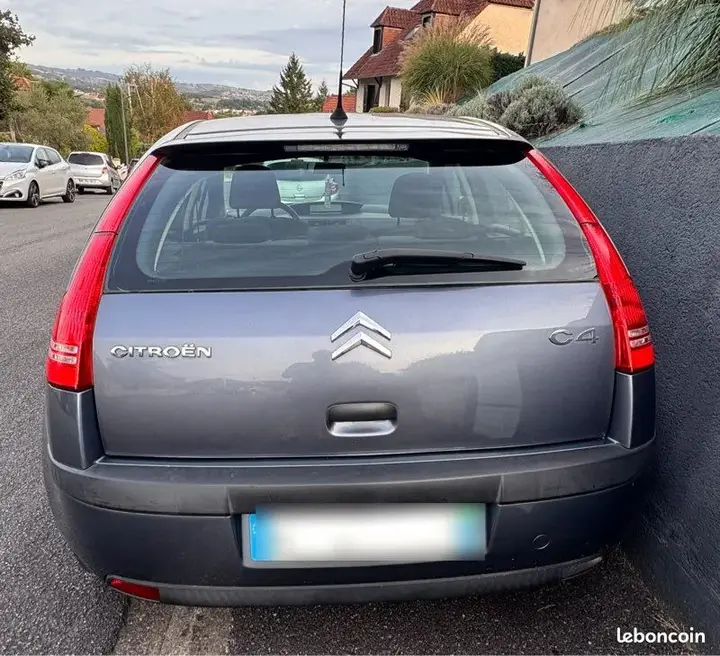 Citroen C4 2007 photo 2