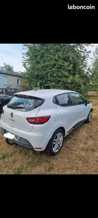 Renault Clio 2017 photo 2