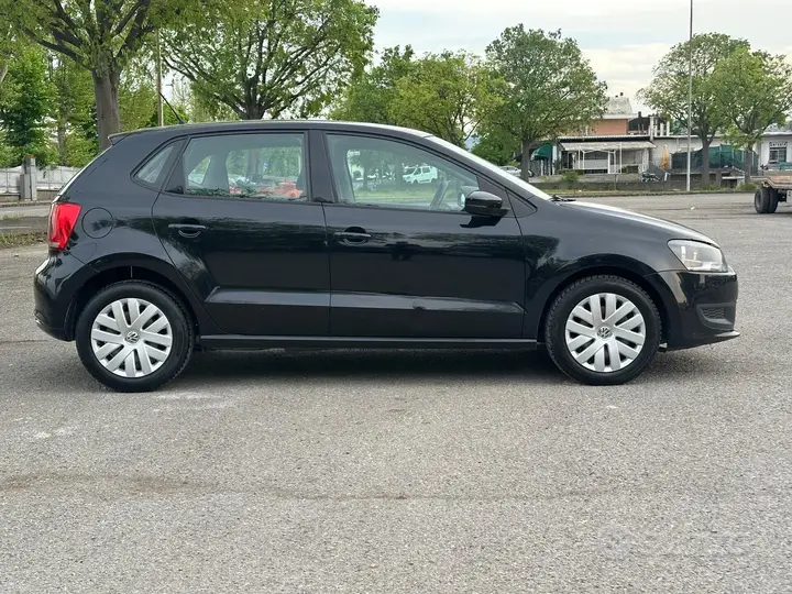 Volkswagen Polo 2011 photo 4