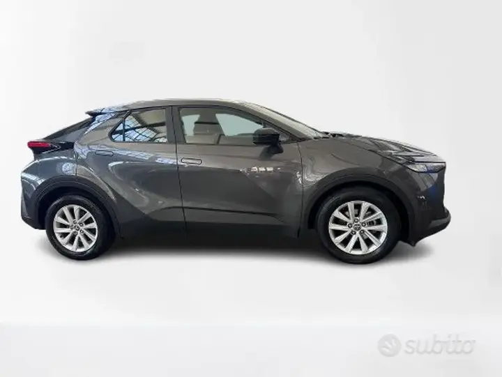 Toyota C-Hr 2025 photo 3