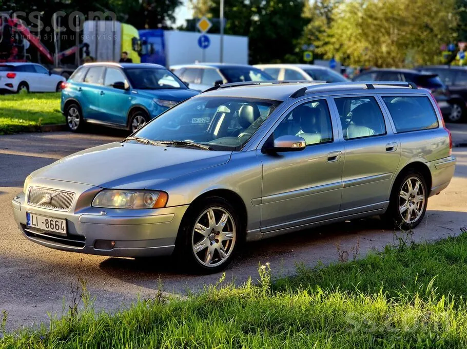 Volvo V70