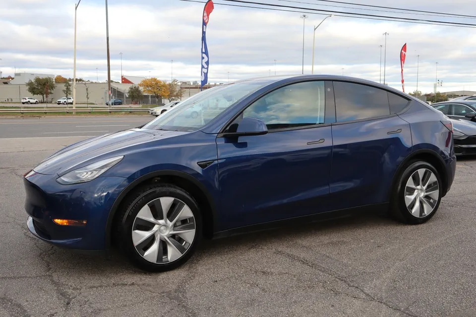Tesla Model Y 2022 photo 3