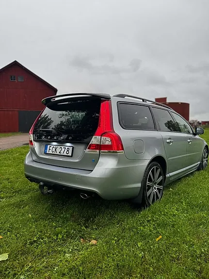 Volvo V70 2016 photo 3