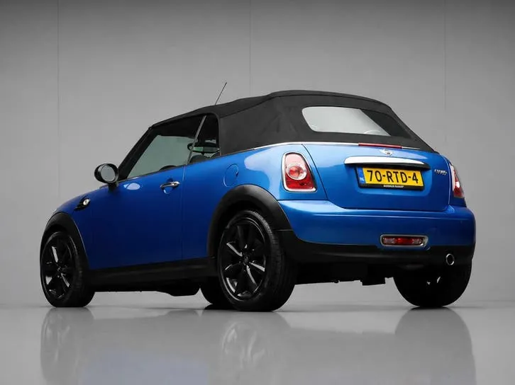 Mini Cabrio 2011 photo 3