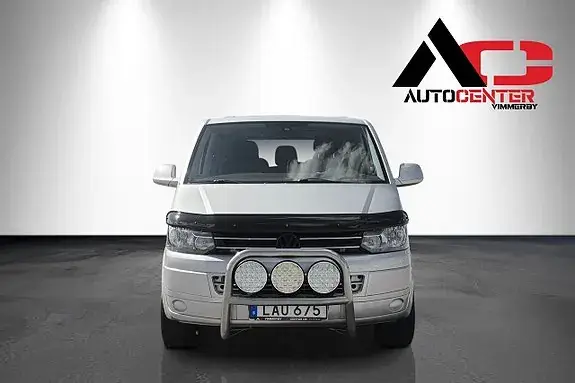 Volkswagen Caravelle 2011 photo 2