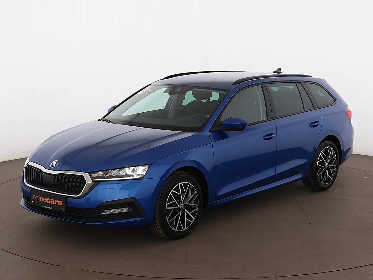 Skoda Octavia 2023 photo 2