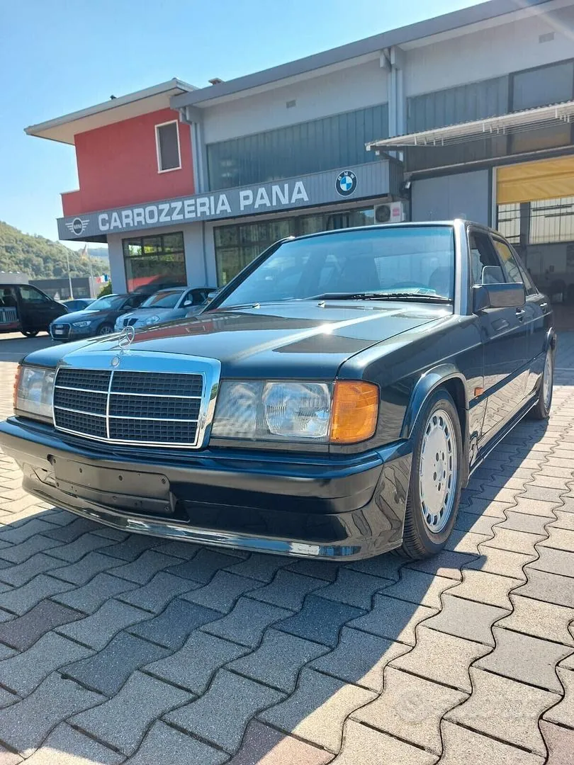 Mercedes-Benz 190E