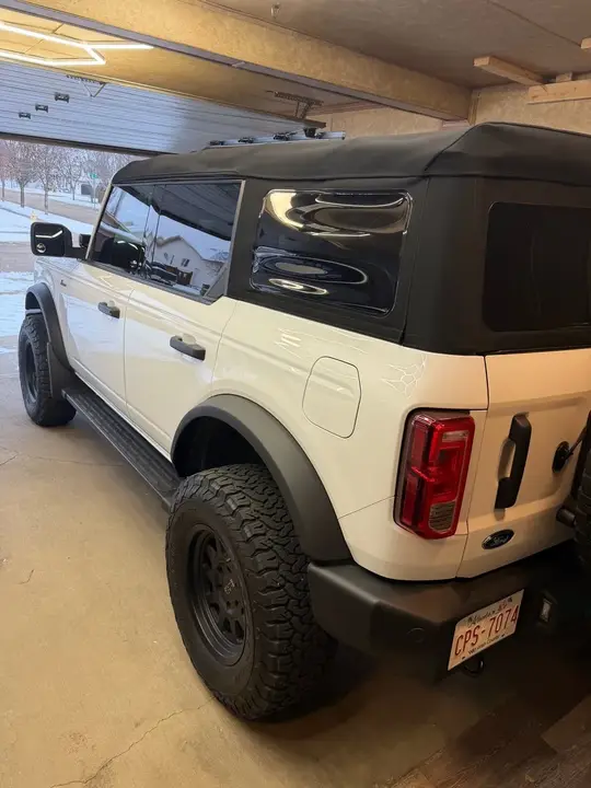 Ford Bronco 2022 photo 2