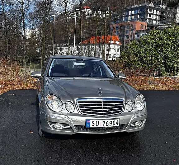 Mercedes-Benz E200 D 2008 photo 4