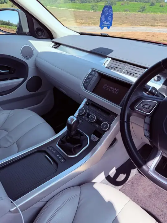Land Rover Range Rover Evoque 2012 photo 5