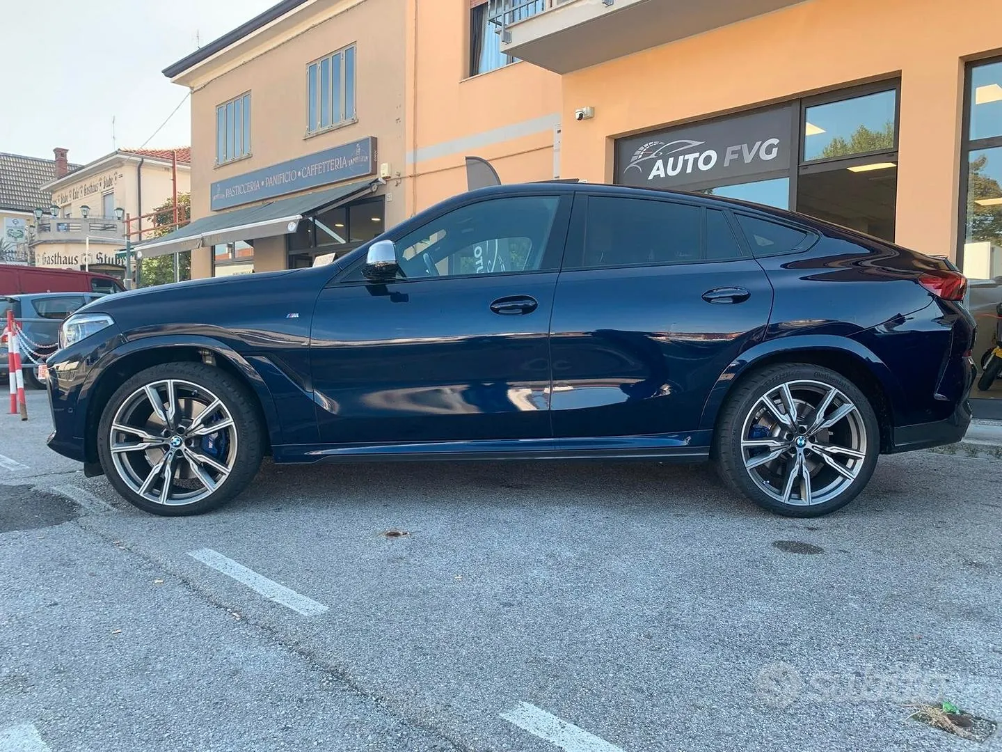 BMW X6 2020 photo 2