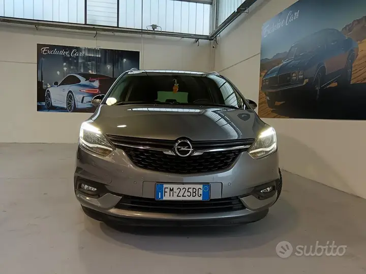 Opel Zafira 2017 photo 2