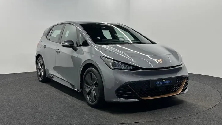 Cupra Born 2024 photo 3