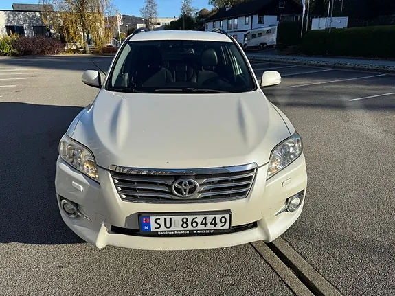 Toyota Rav4 2010 photo 4