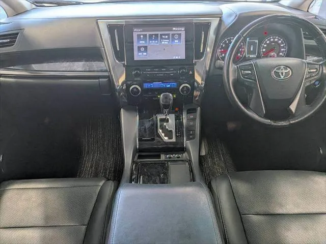 Toyota Alphard 2020 photo 3