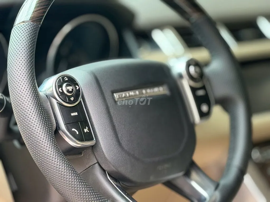 Land Rover Range Rover Sport 2015 photo 3