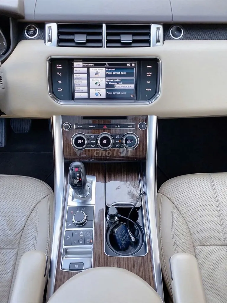 Land Rover Range Rover Sport 2015 photo 2