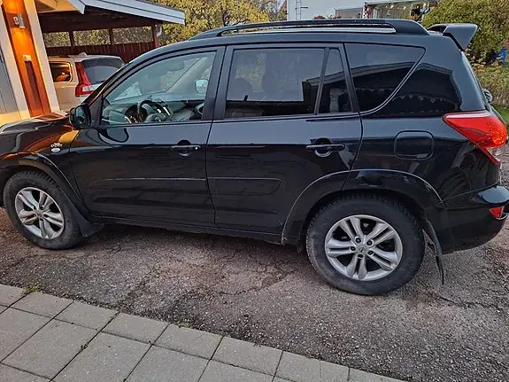 Toyota Rav4 2008 photo 3