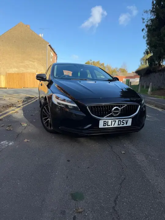 Volvo V40 2017 photo 2