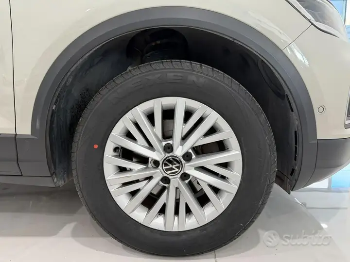 Volkswagen T-Roc 2023 photo 5