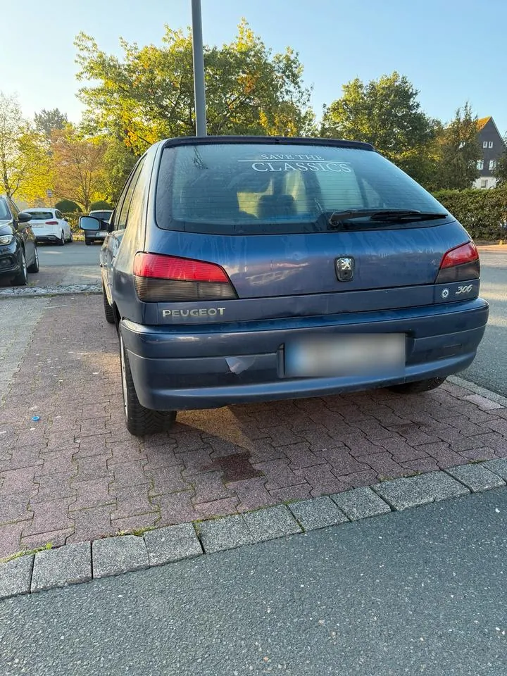 Peugeot 306