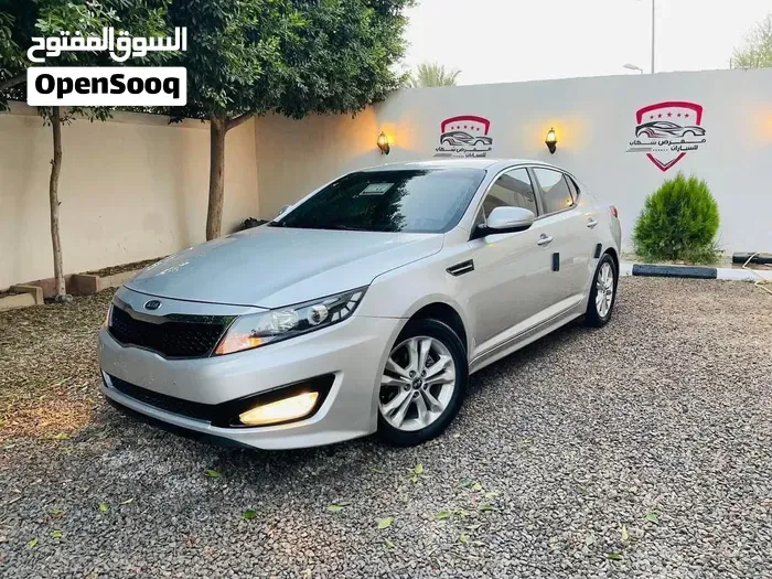 Kia K5 2012 photo 2