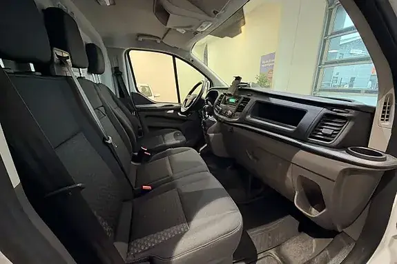 Ford Transit Custom 2023 photo 4