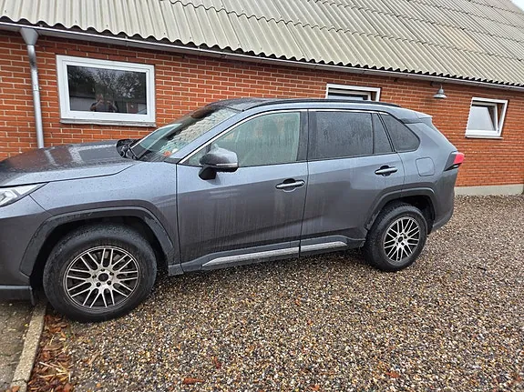Toyota Rav4 2019 photo 4