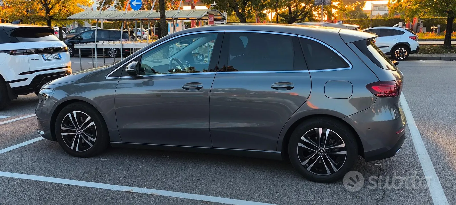 Mercedes-Benz B200