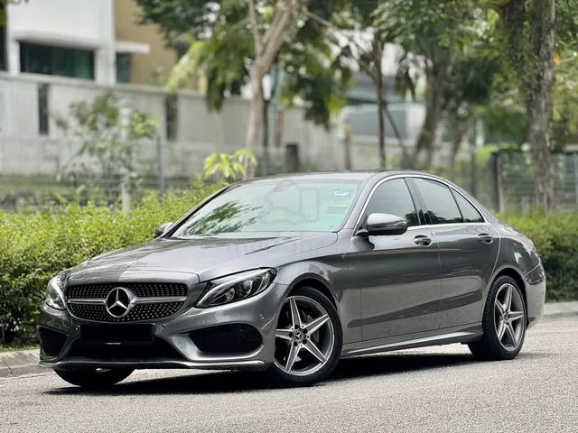 Mercedes-Benz C200