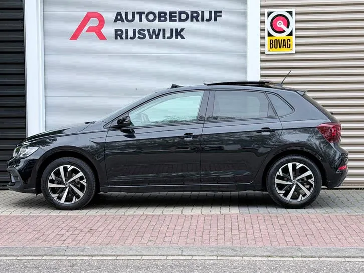 Volkswagen Polo 2023 photo 2