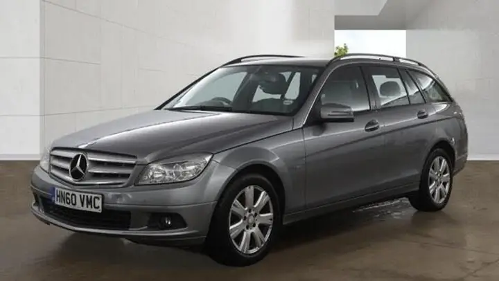 Mercedes-Benz C-Class 2010 photo 2