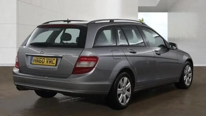 Mercedes-Benz C-Class 2010 photo 4