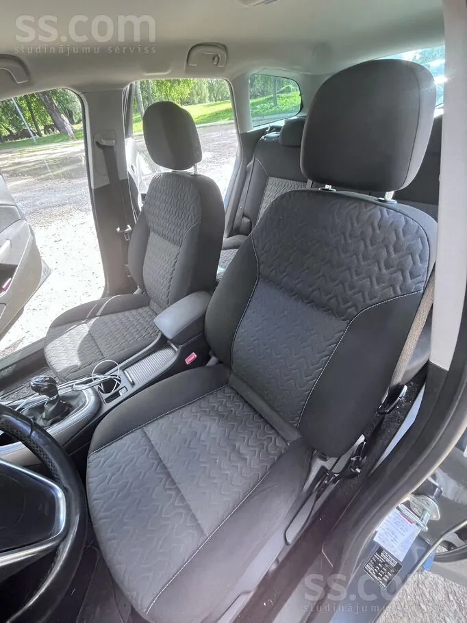 Opel Astra 2013 photo 4