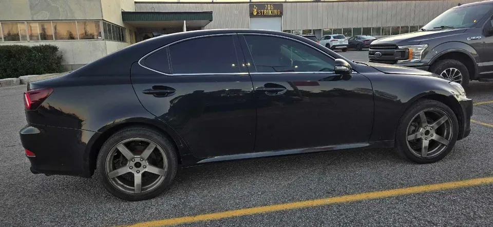Lexus Is250