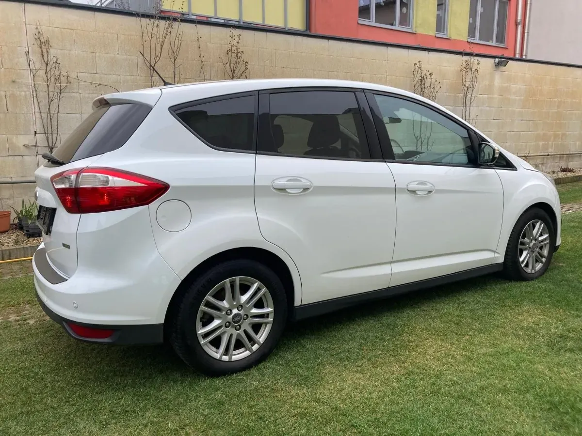 Ford C-Max 2013 photo 3