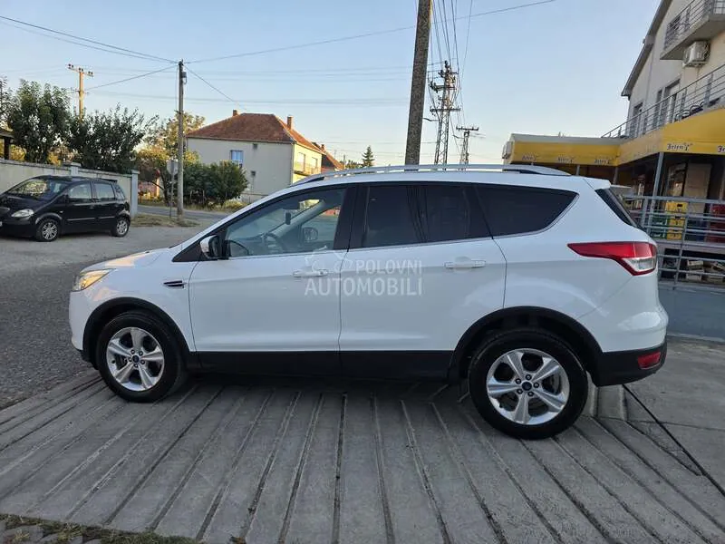Ford Kuga 2014 photo 3