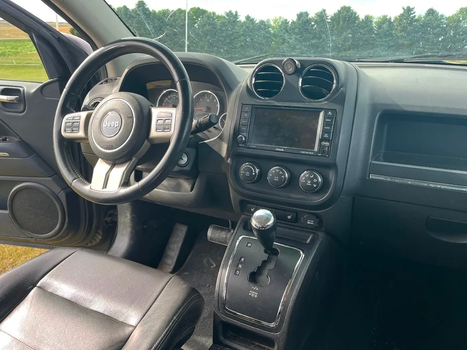 Jeep Compass 2012 photo 5